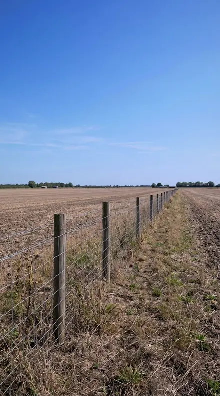 Bare Slope applied to Sun on the fence, no fill